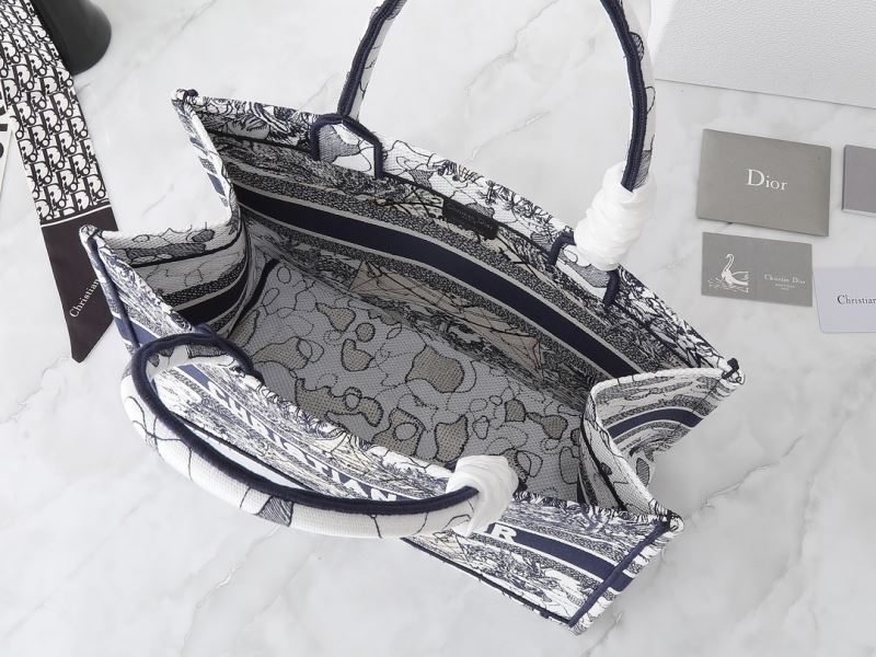 Christian Dior Shopping Bags